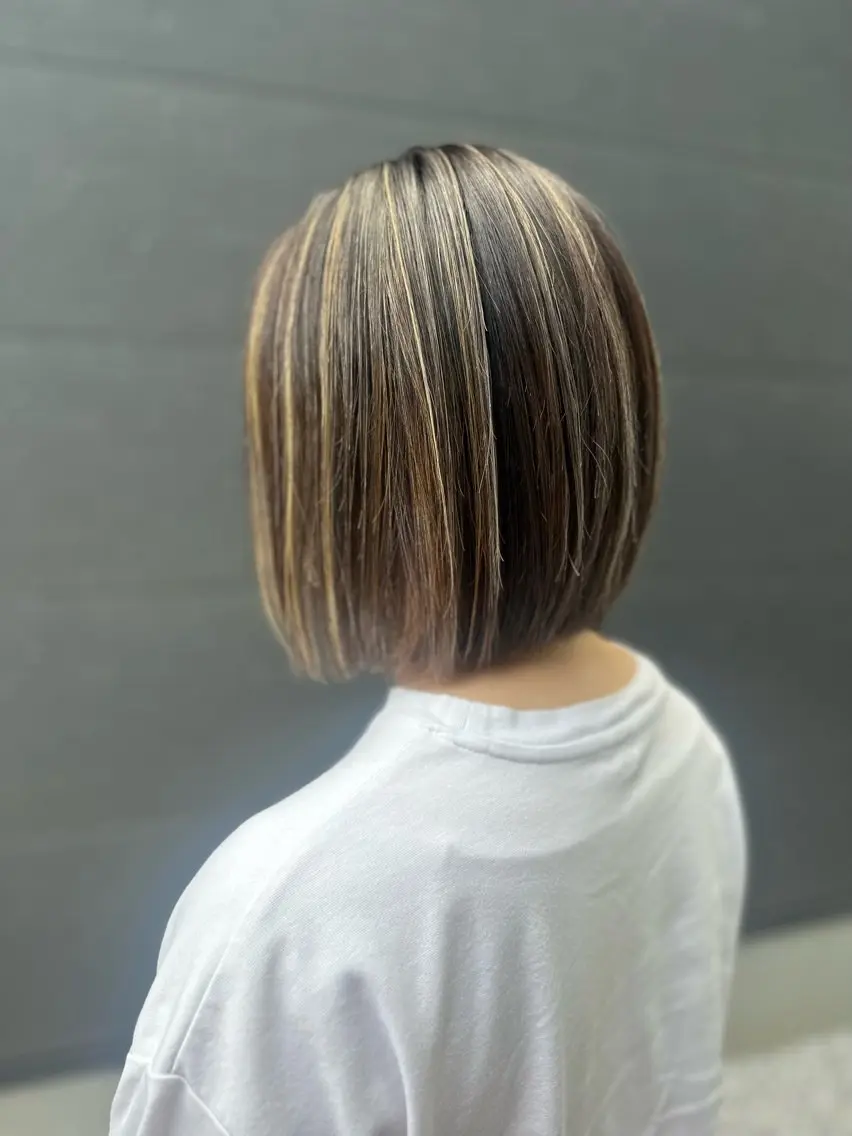 ショート カラー ハイライトカラー ハイライト カット ヘアカラー K Harukaのヘアスタイル