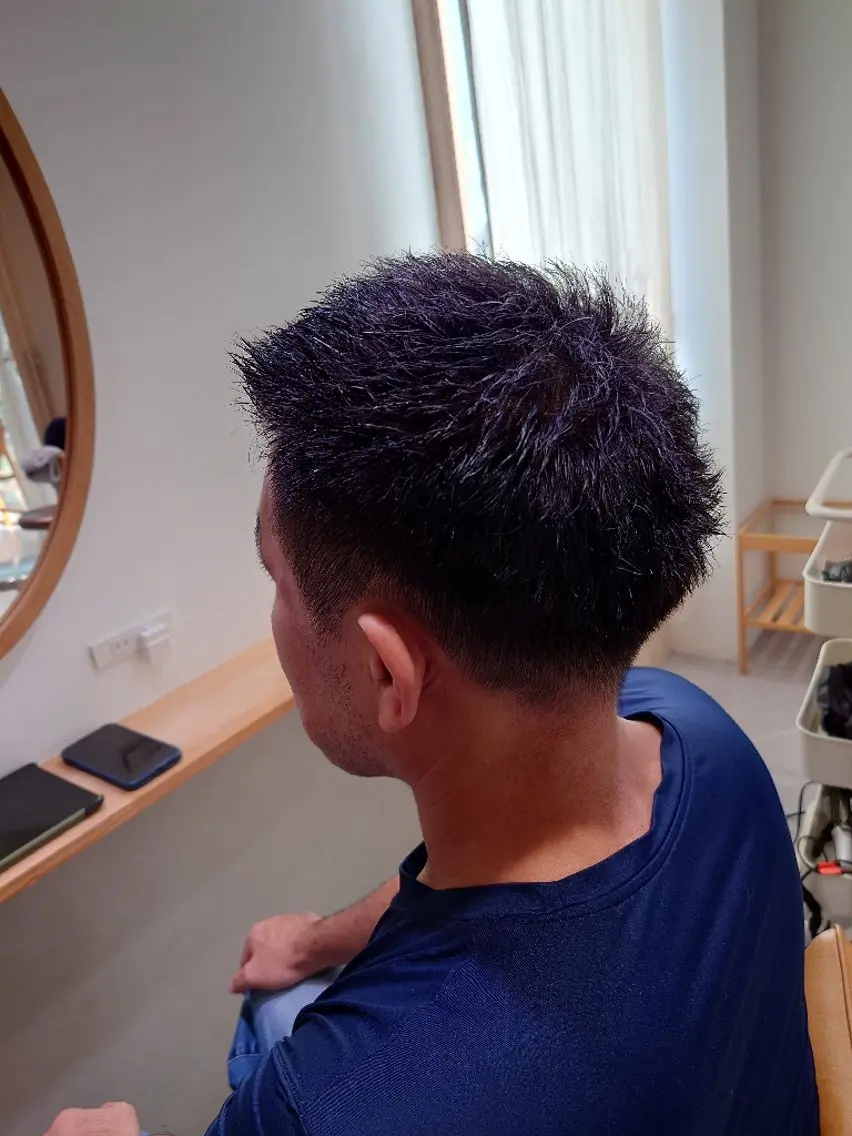 ショート ナカヤマ ヒロトのヘアスタイル