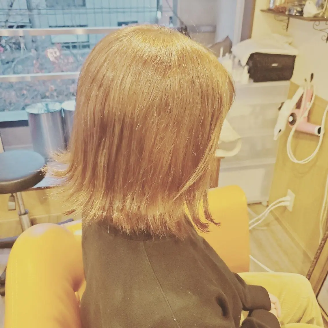 ミディアム カラー アディクシーカラー ブリーチ イルミナカラー 外国人風カラー トリートメント ヘアカラー spa hair ark 富井直美のヘアスタイル