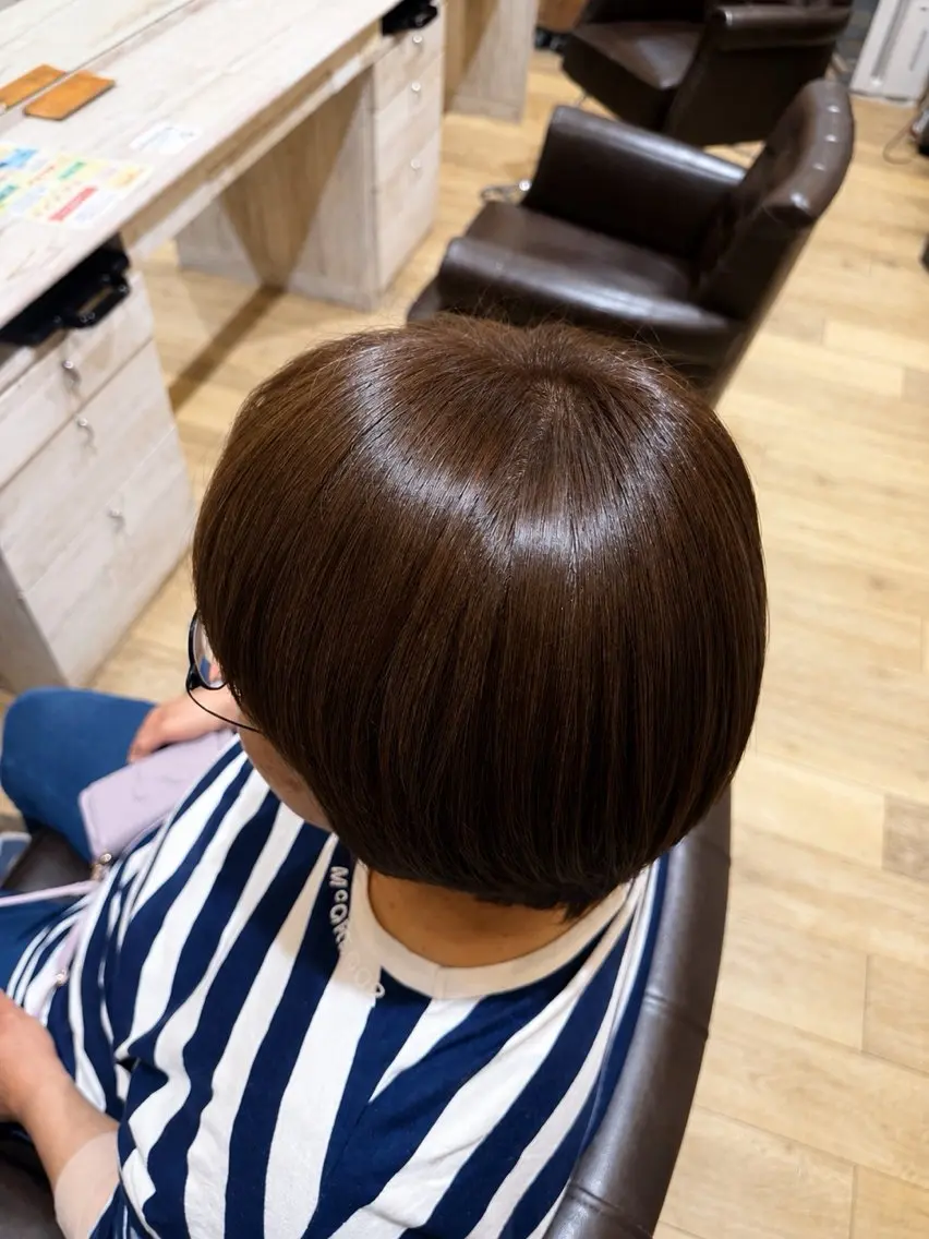 ブリーチなしワンカラー（ショートヘア）✩.*˚の写真