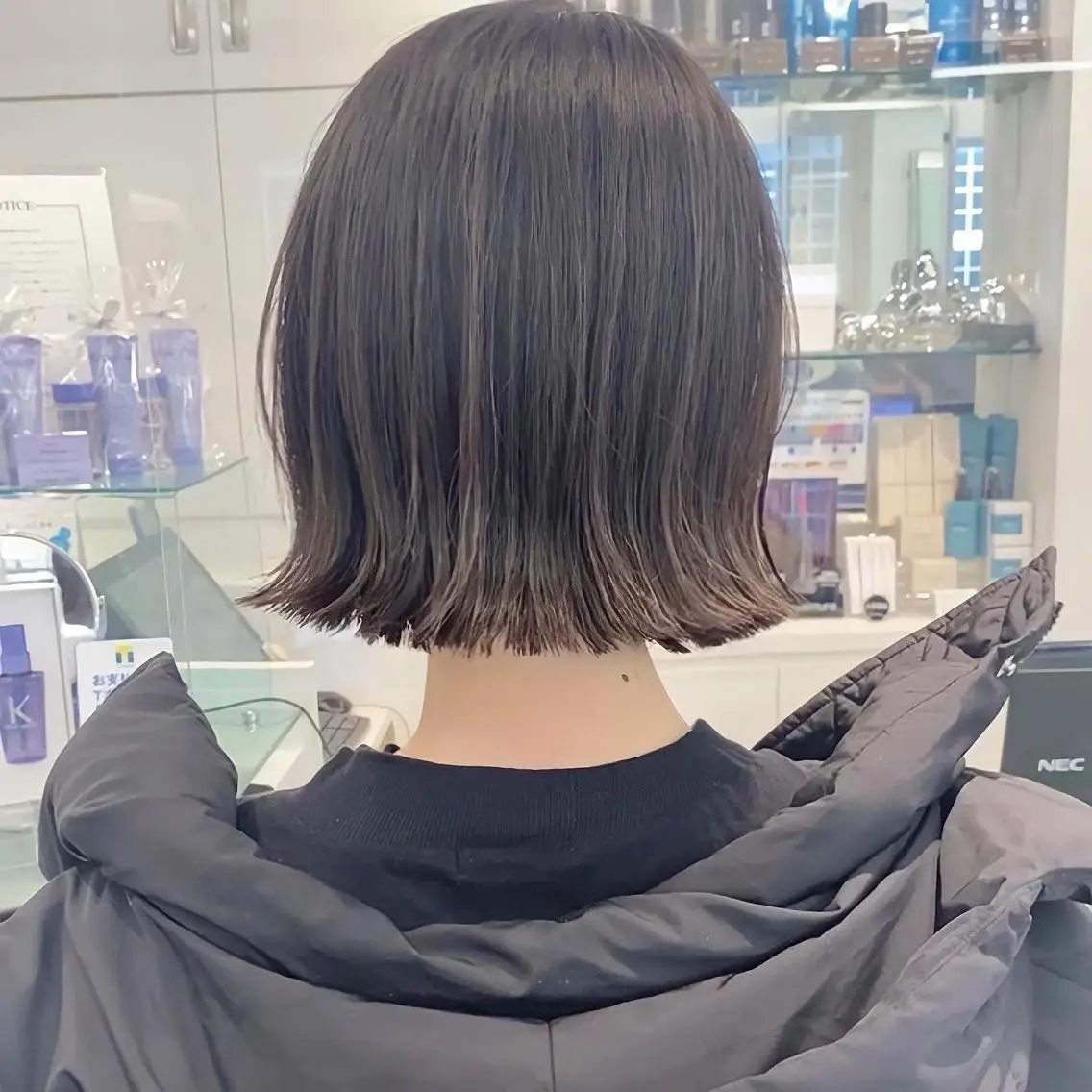 ショート カラー ヘアアレンジ KONOMI スタイリストのヘアスタイル