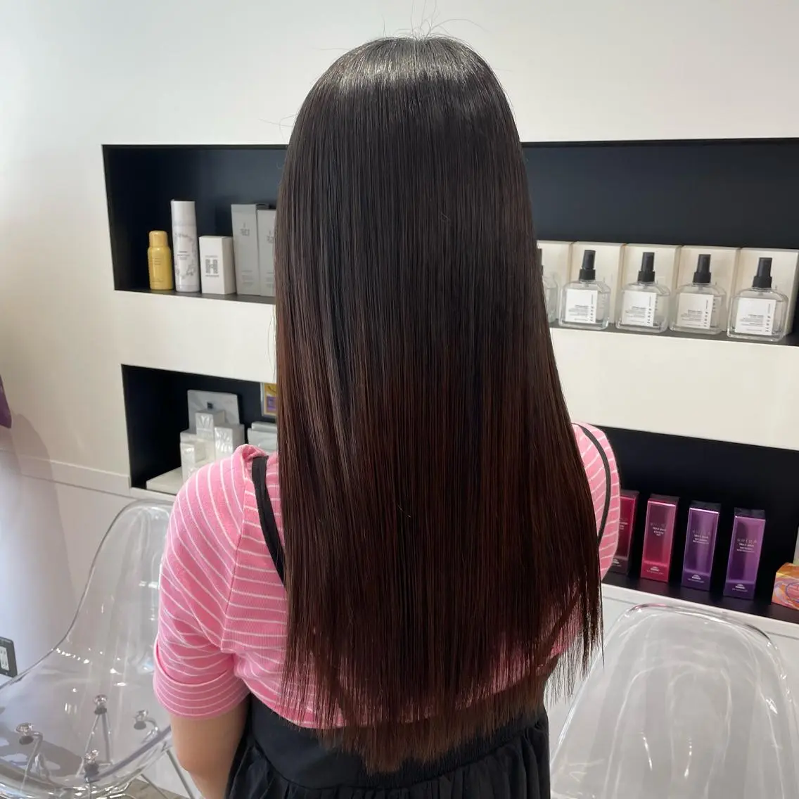 セミロング カラー パーマ ヘアアレンジ メンズ キッズ ネイル マツエク・マツパ アイブロウ 髪質改善 トリートメント mona/ ストレートスタイル✨のヘアスタイル