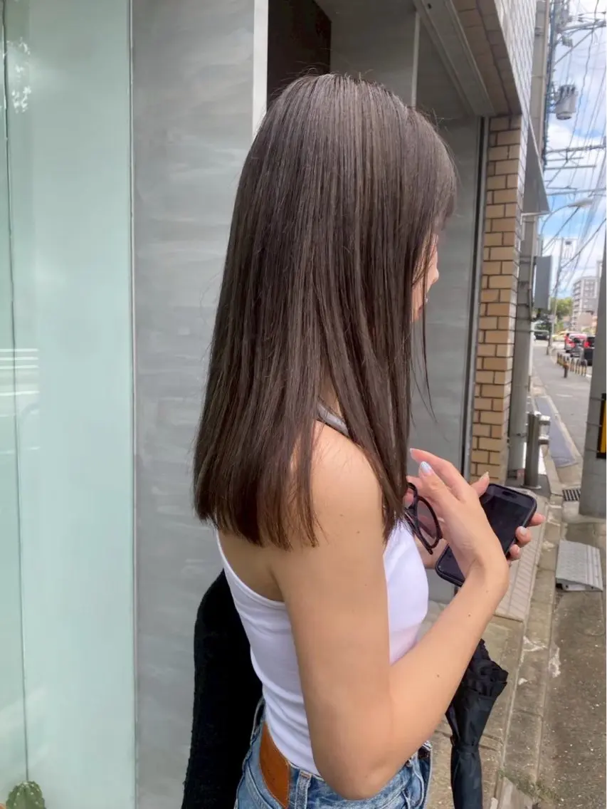 ロング ヘアカラー トリートメント qpulaあいみ 透明感カラーのヘアスタイル