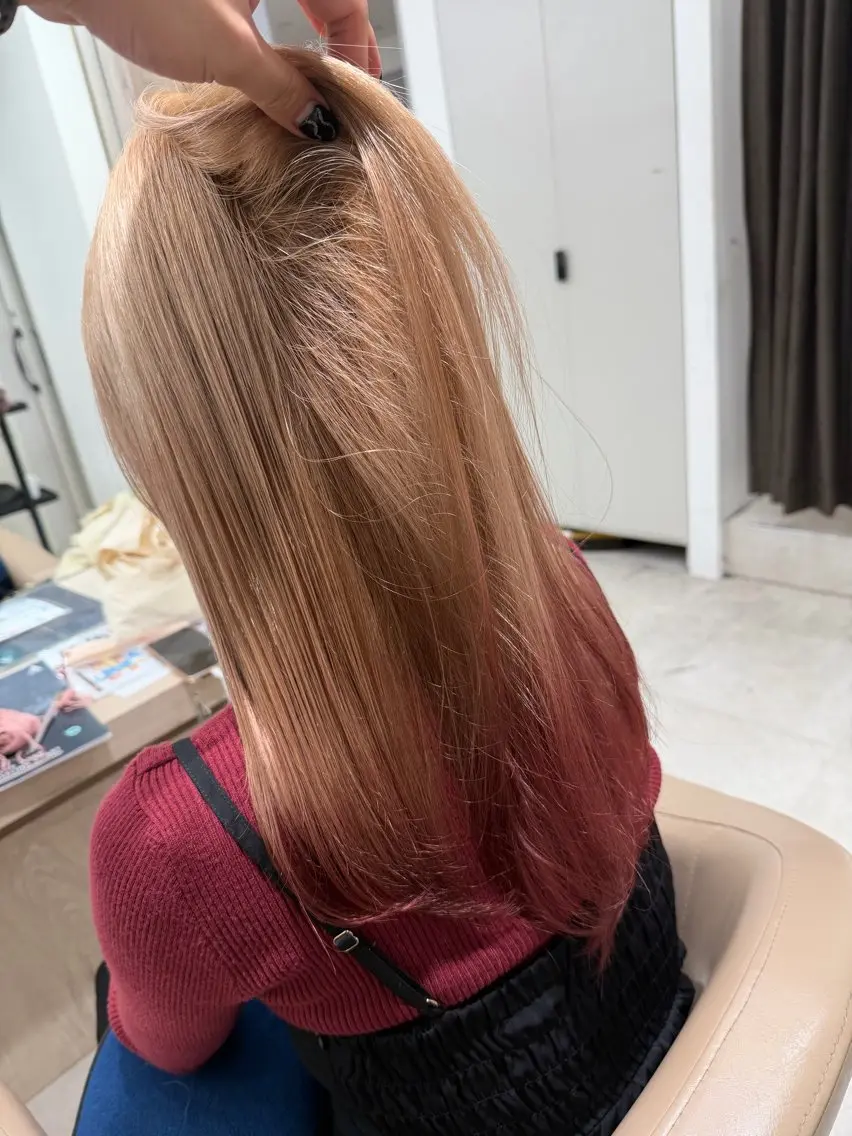 ロング カラー ベージュカラー デザインカラー グラデーションカラー カット ヘアカラー トリートメント EARTH菊名店👾 ひらのすぐるのヘアスタイル
