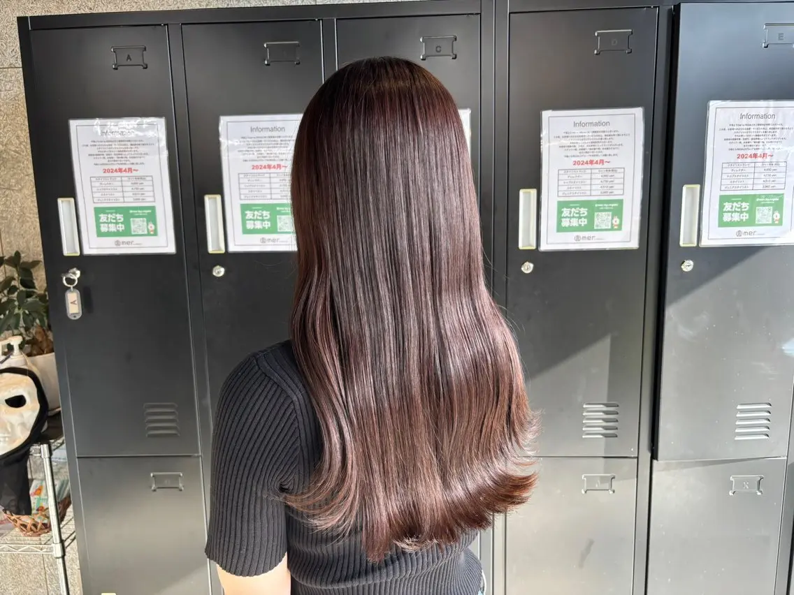 ロング カラー ブラウンカラー チョコレートブラウン 🌷艶感カラー🌷 富施 優花のヘアスタイル
