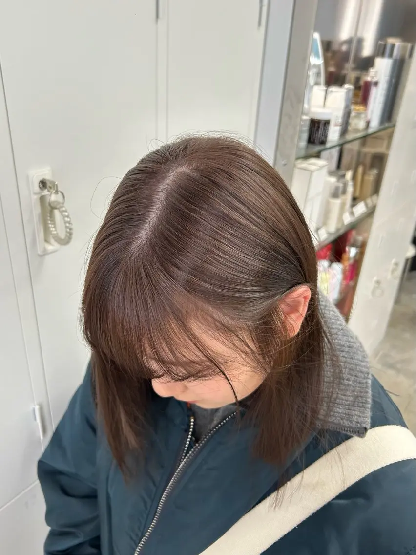 ミディアム ヘアカラー トリートメント ハルカ 美髪縮毛矯正 レイヤーモデル募集のヘアスタイル