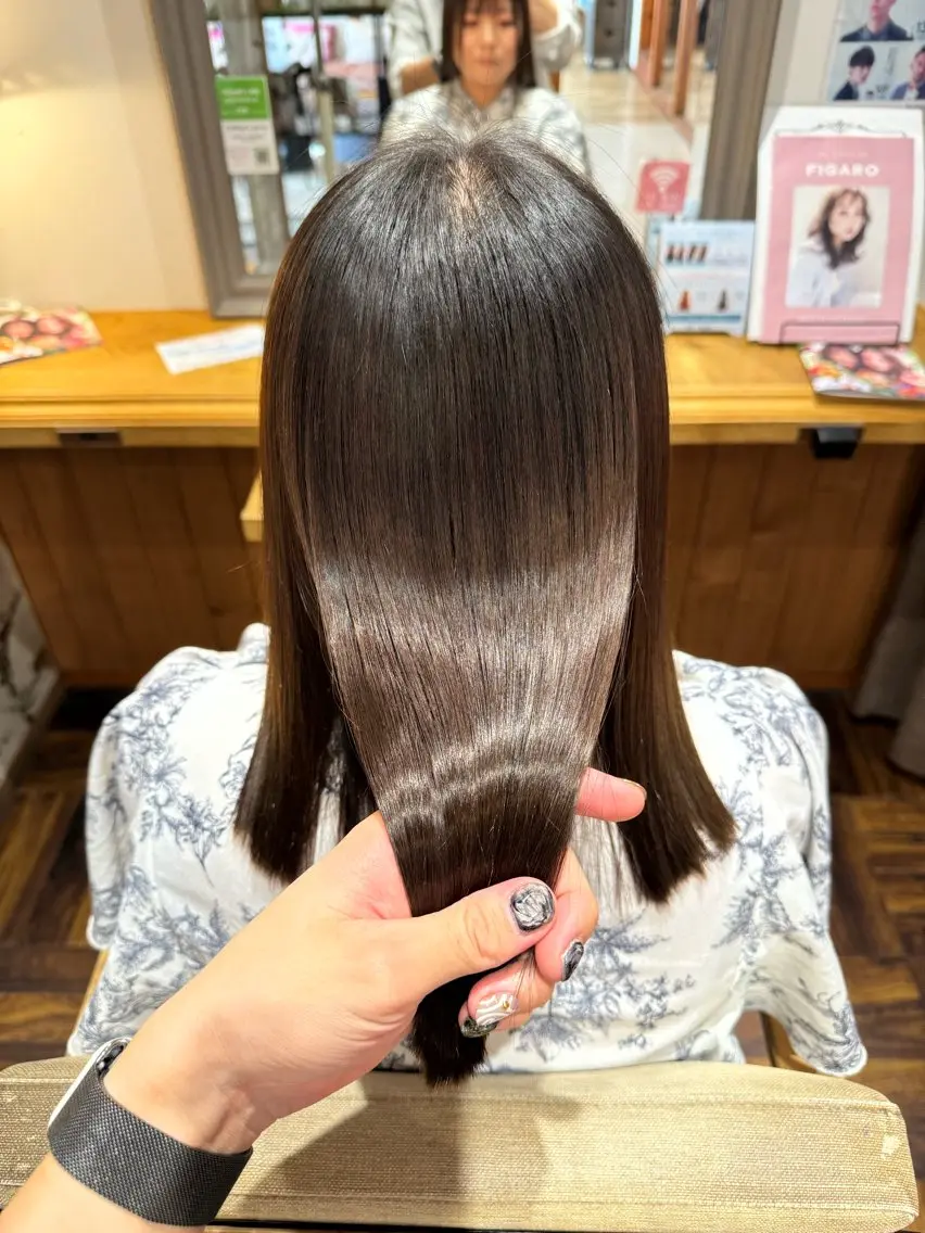 【髪質改善を続けたい方に👍】髪質改善リタッチストレートの写真
