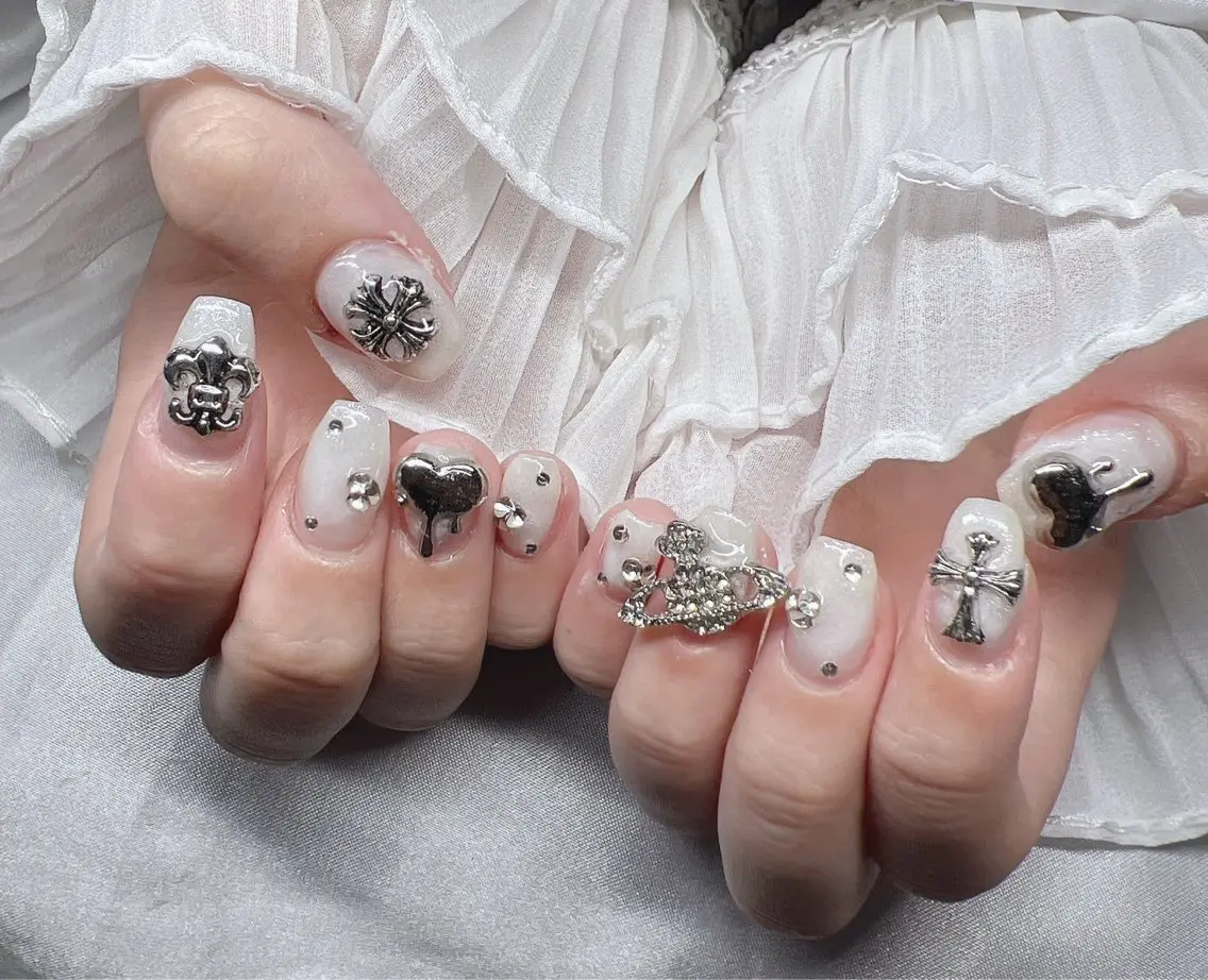 ネイル 長さ出し グラデーション 卒業式 キラキラネイル マグネットネイル ハンドネイル Lee Nailsのネイルデザイン