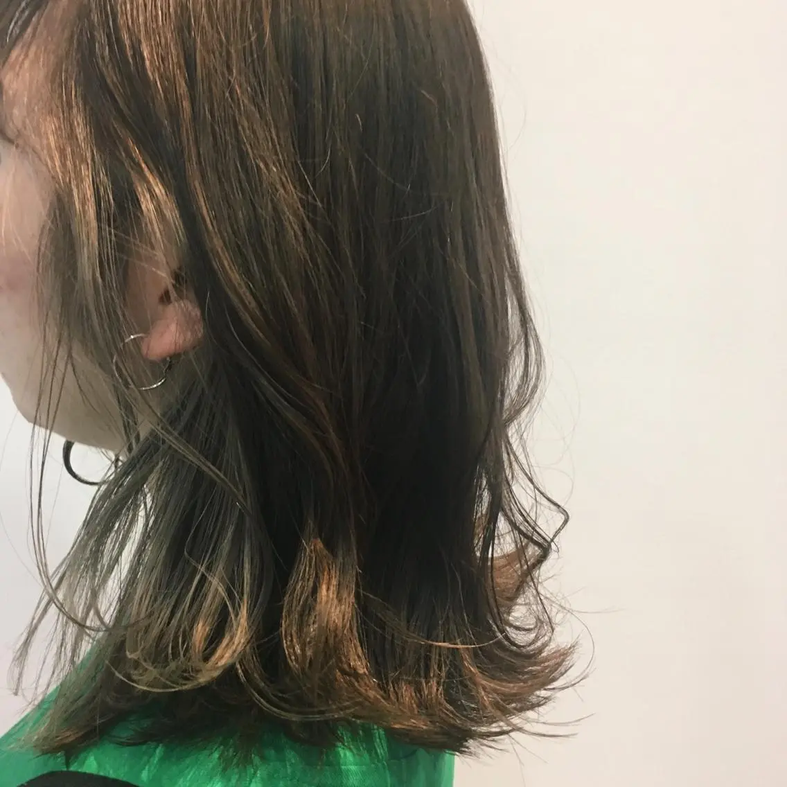 ミディアム カラー RINA🧤 デザインとボブのヘアスタイル