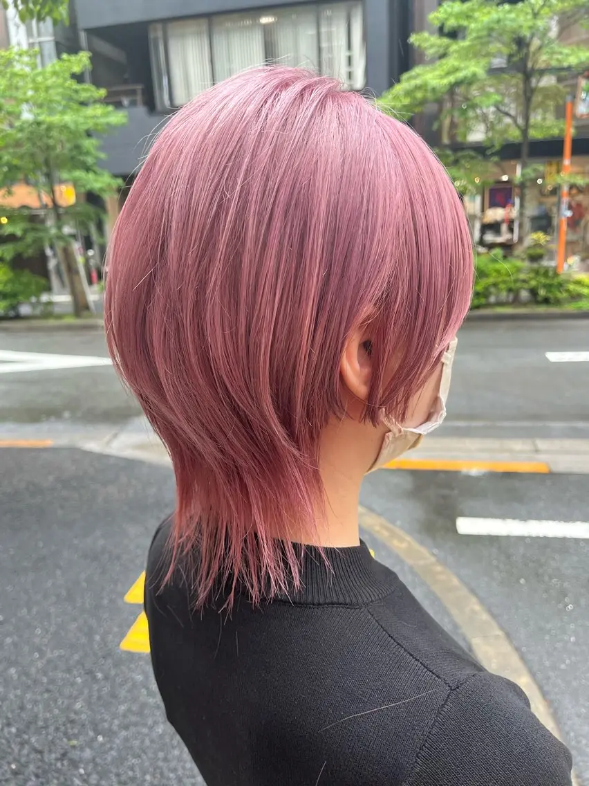 ショート ウルフカット ヘアカラー 艶髪カラー&ウルフ フルカワ ヒロズミのヘアスタイル