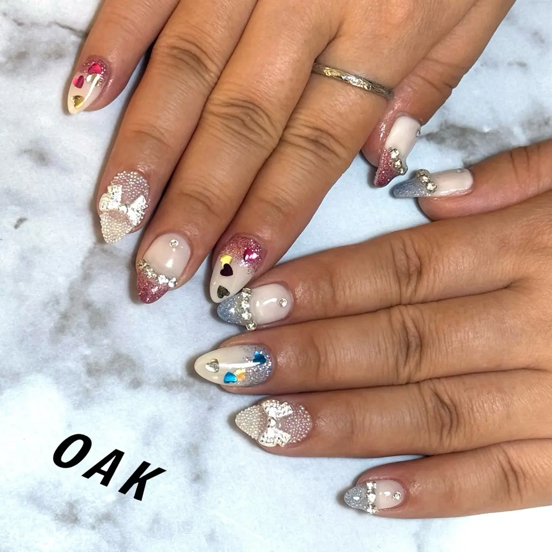 ネイル キラキラネイル ハンドネイル 💅sii /KYOKA💅のネイルデザイン