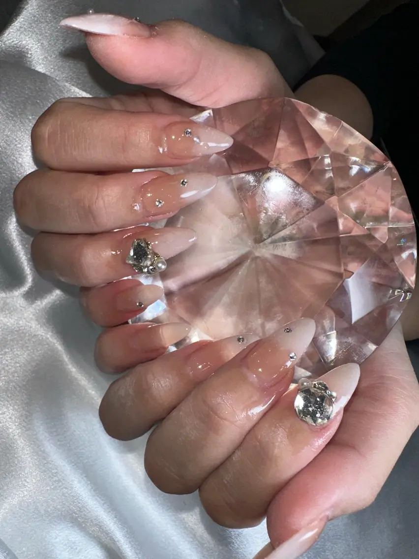 ショート ハンドネイル YOKOSUKA NAILS💅✨のネイルデザイン
