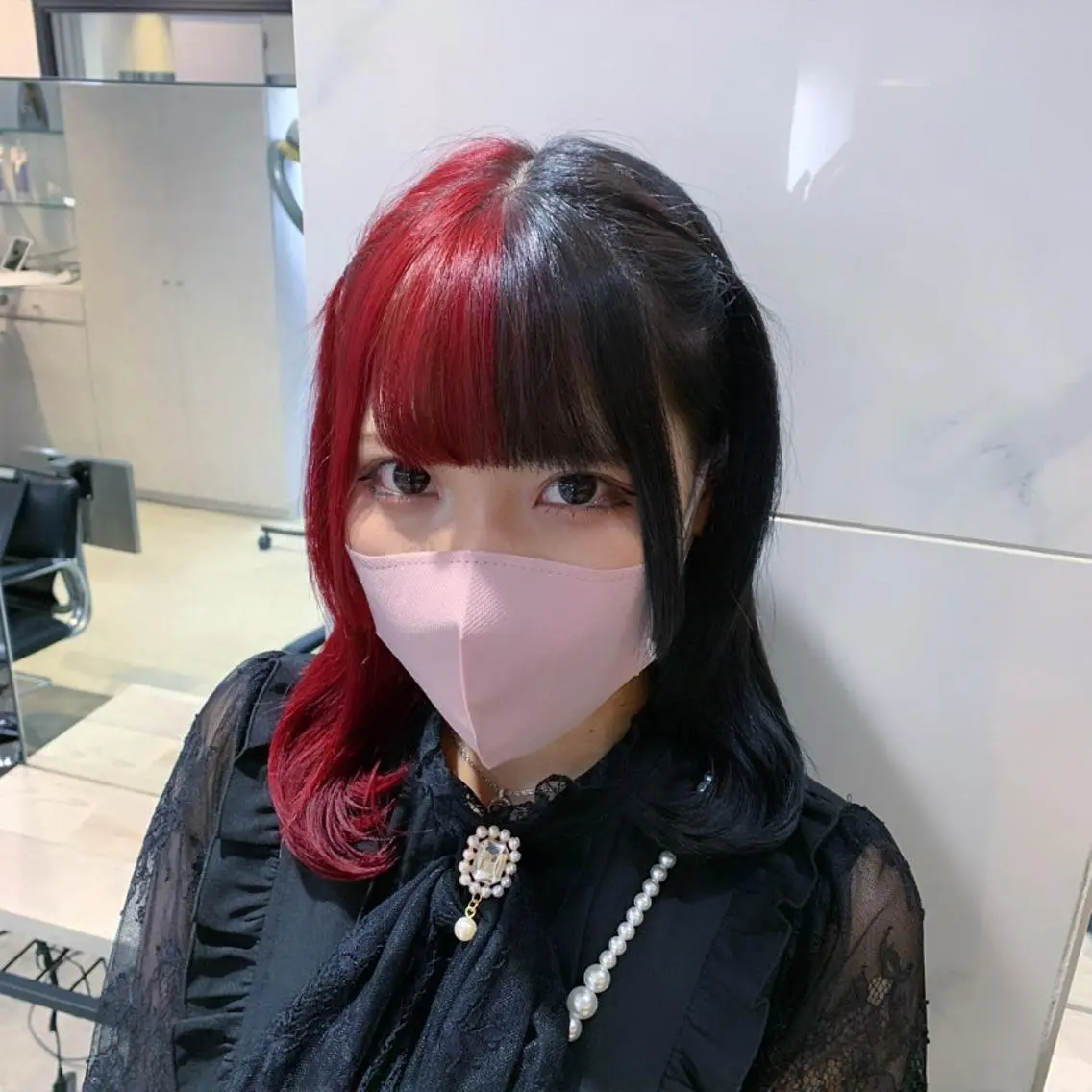 セミロング カラー ツートーンカラー もてぎさやか👩🏻 🪄巻ける縮毛矯正のヘアスタイル