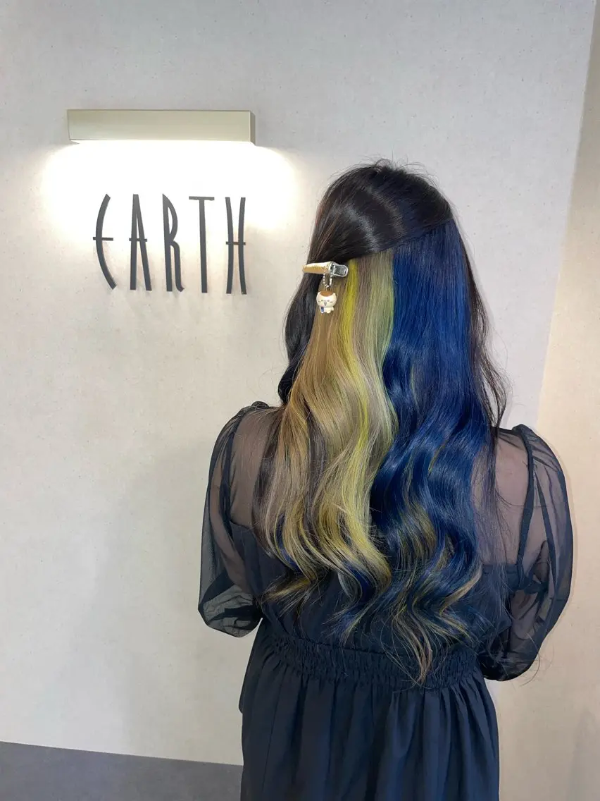 ロング カラー ベージュカラー ネイビーカラー イエローカラー カット ヘアカラー トリートメント EARTH菊名店👾 ひらのすぐるのヘアスタイル