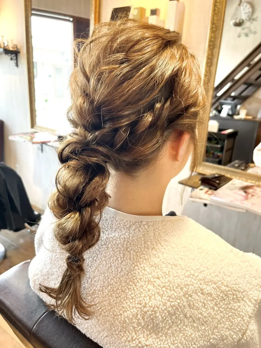 ヘアアレンジ ヘアセット . Lｉｅのヘアスタイル