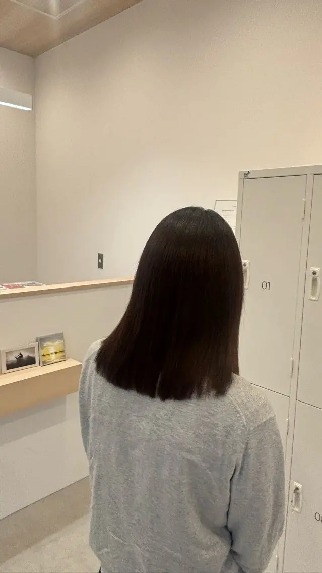 ミディアム Agu. / KAEDEのヘアスタイル