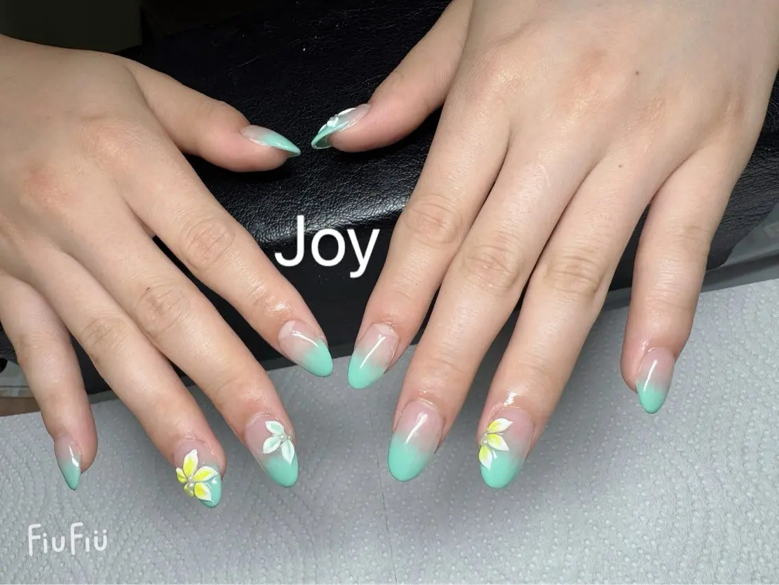 ネイル 長さ出し 持ち込み Nail Salon JOYのネイルデザイン