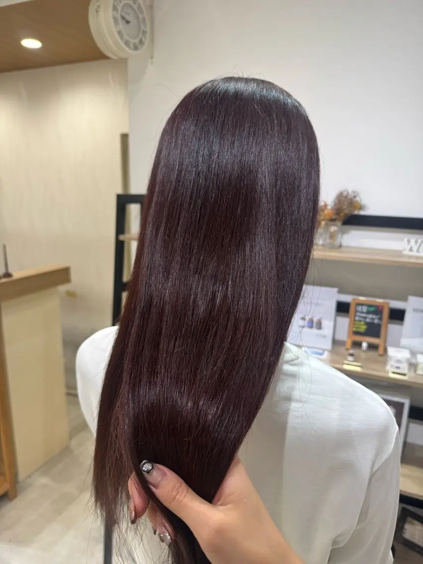 ロング カラー ブリーチ レッドカラー カット ヘアカラー 藤田 紋芽 / 艶髪透明感カラーのヘアスタイル