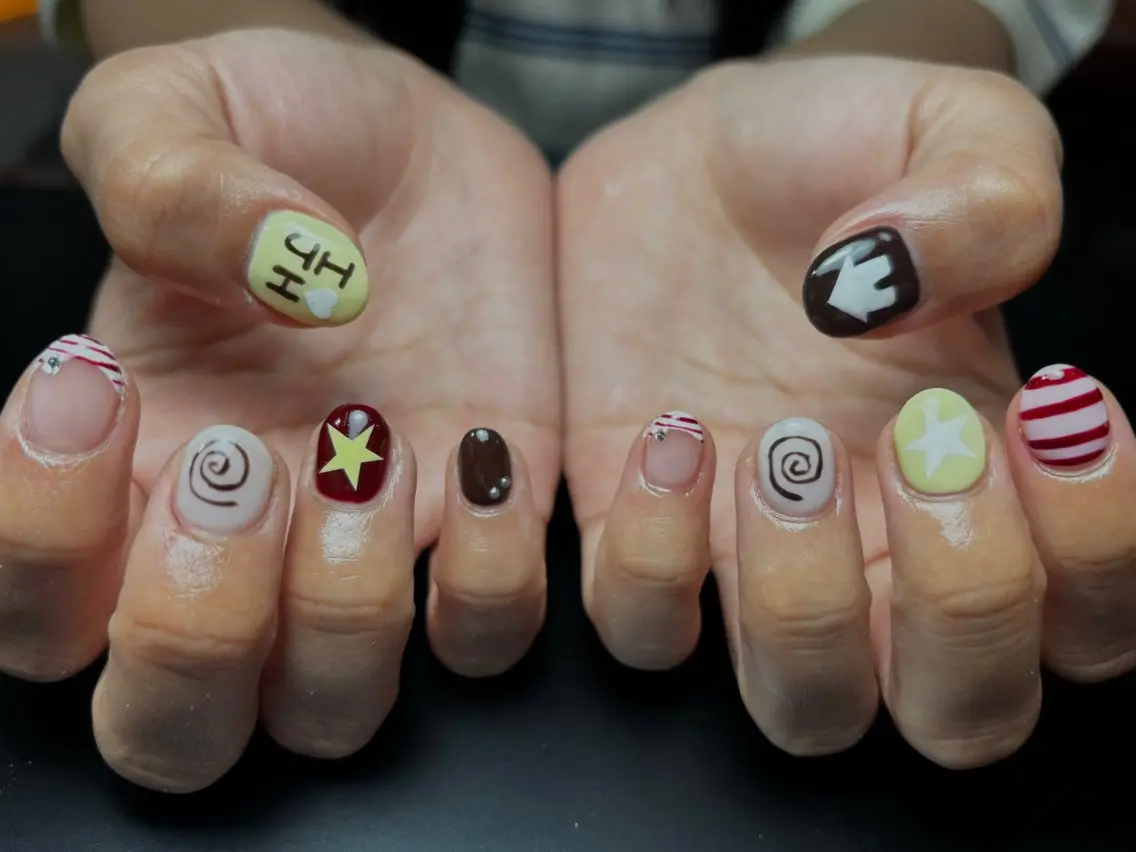 ネイル ボーダー ブラウン ハート 持ち込み 赤色 ハンドネイル D.d nail Rina✨のネイルデザイン