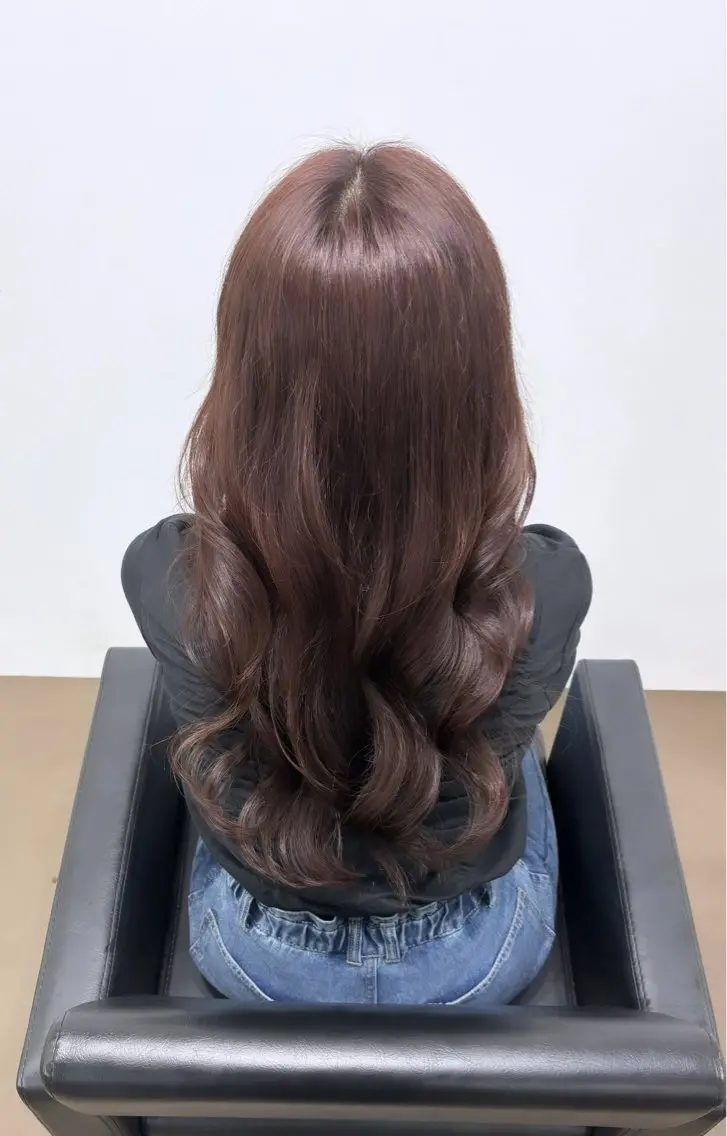 ロング カラー ヘアカラー トリートメント 【ioe 岡本】 🎀NOKO🎀のヘアスタイル
