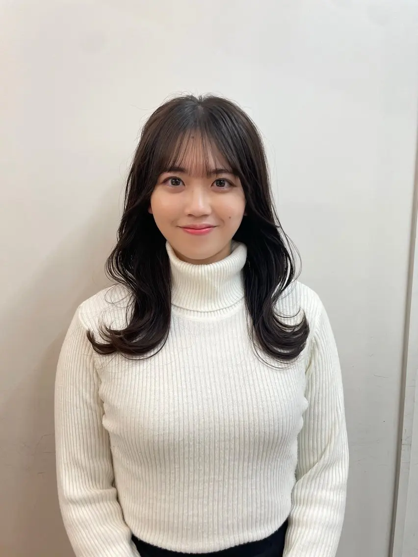 セミロング くびれヘア レイヤーカット ❤️ショートカット ・顔周りカット❤️のヘアスタイル