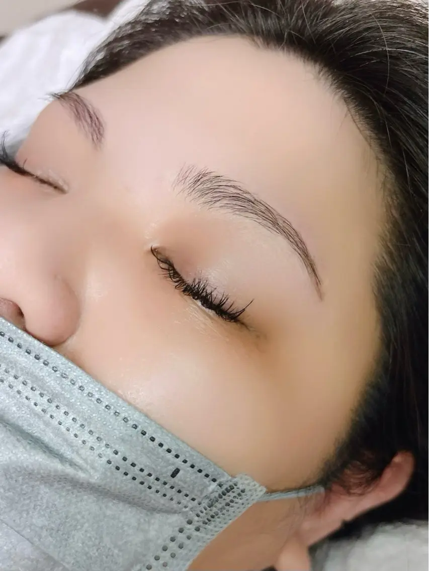 アイブロウ ワックス脱毛 眉カット その他(アイブロウ) salon lady_goのエステ・リラクイメージ