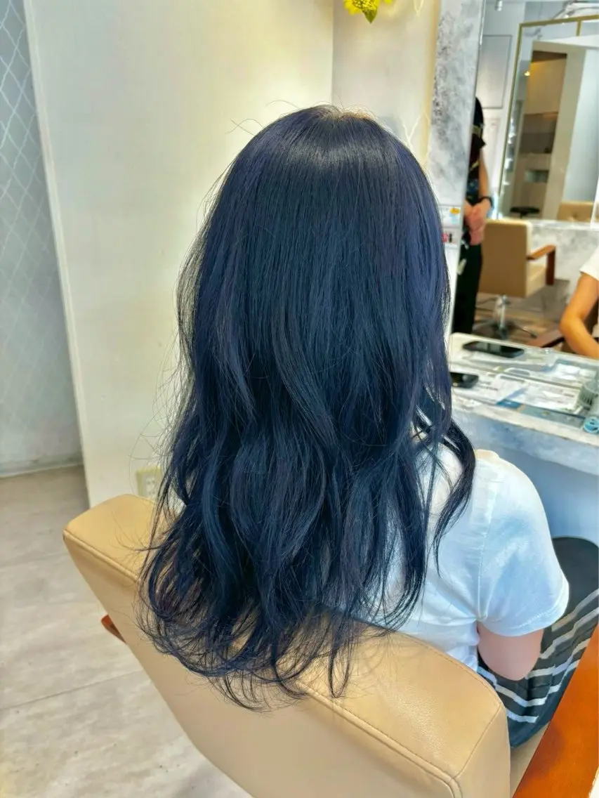 ロング カラー ヘアカラー 新庄 雪乃のヘアスタイル