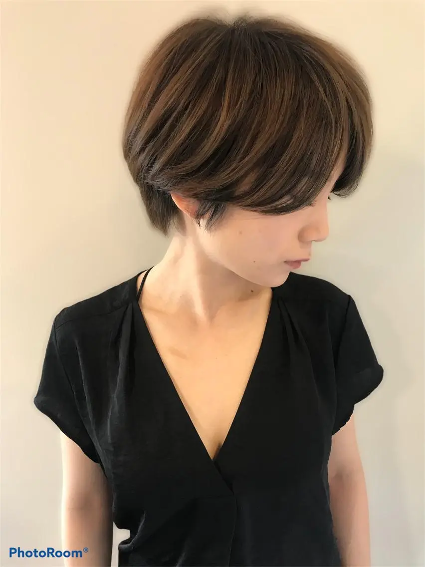 【4/7白髪ぼかしモデル】ショートまたはボブのカットカラーモデル募集（撮影OKな方のみ）※すぐ予約不可の写真