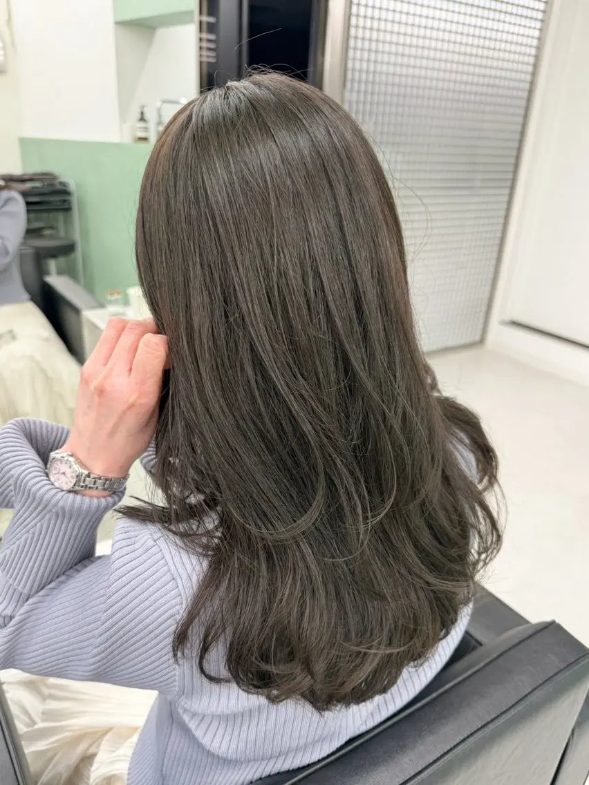 セミロング カラー カット ヘアカラー トリートメント 表参道🌿赤み消し カラー/チナツのヘアスタイル