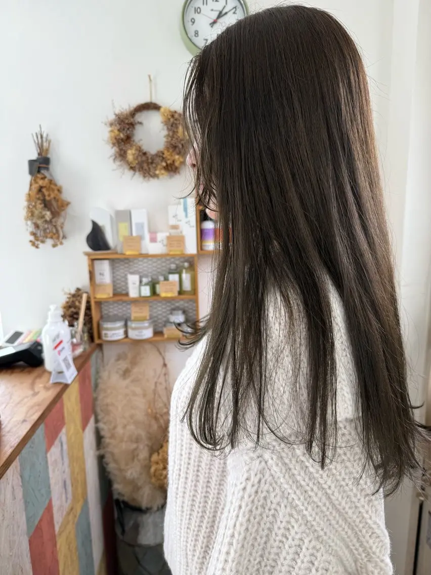 ロング カラー オリーブカラー ヘアカラー トリートメント キノシタ マユのヘアスタイル