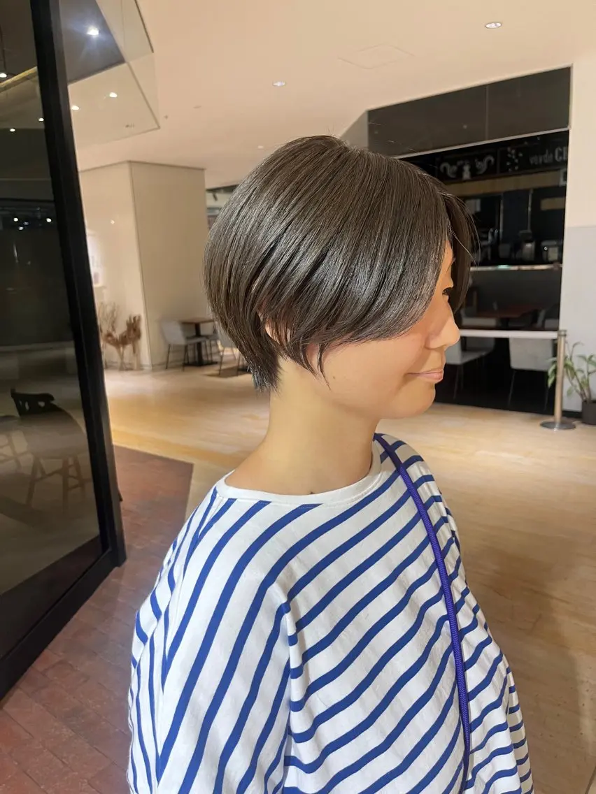 ショート マンツーマン 縮毛矯正/マユコのヘアスタイル