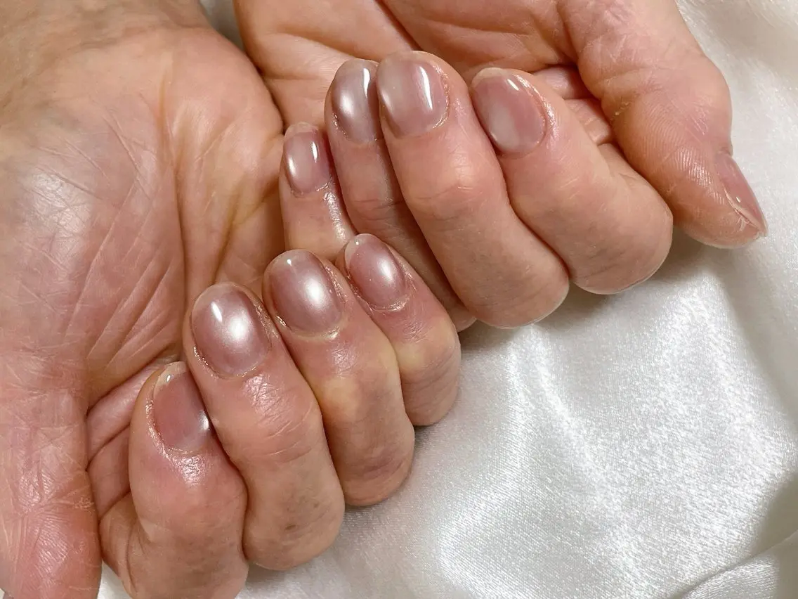 ネイル オーロラネイル 桜ネイル フラワーネイル フットネイル フレンチネイル ハンドネイル mogunail &blowのネイルデザイン