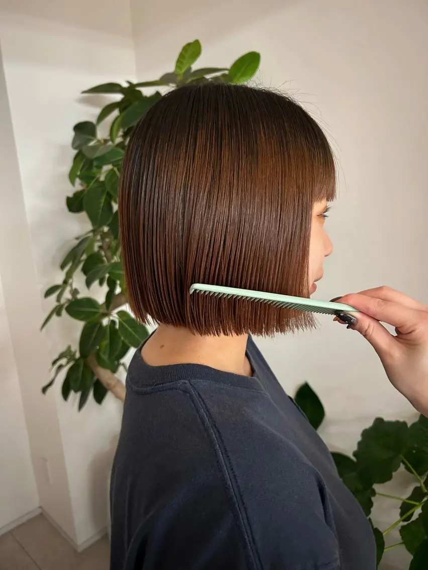 ショート FILMS haru 暖色/ぱつっとbobのヘアスタイル
