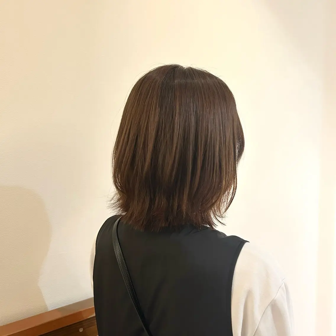 ミディアム ボブ レイヤーカット 外ハネヘア カット 大久保 たまきのヘアスタイル