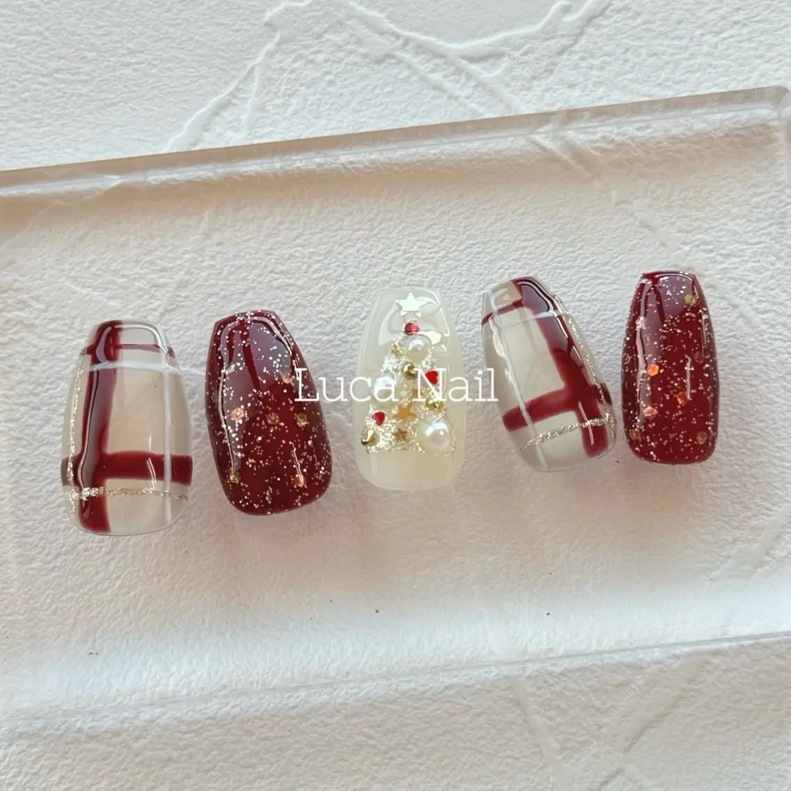 ネイル 冬ネイル クリスマス ハンドネイル ハンドケア Luca Nail 🌼yu-kaのネイルデザイン