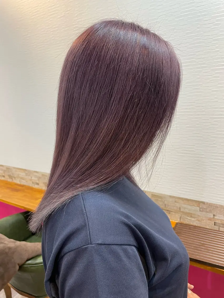 セミロング カラー ラベンダーカラー ヘアカラー YUI/ ブリーチカラー🌷のヘアスタイル