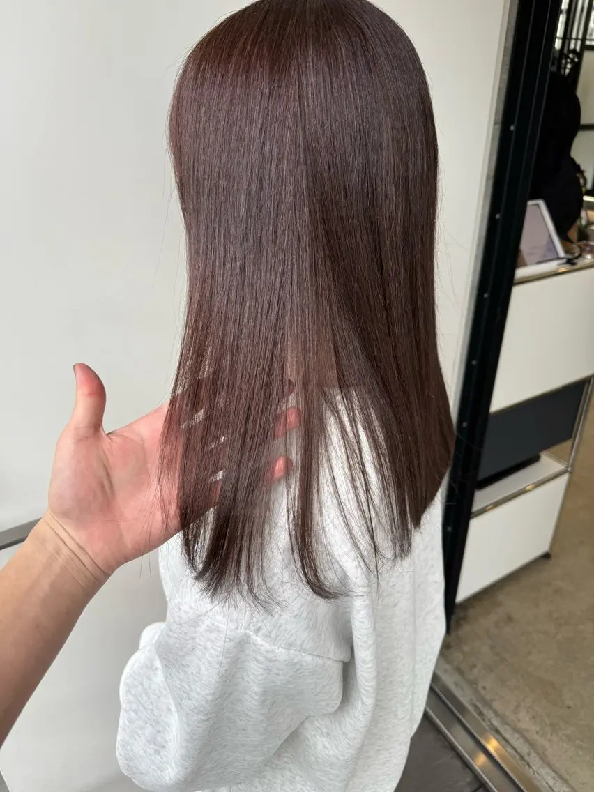 ロング カラー ベージュカラー ブラウンカラー ブラウンベージュ 透明感カラー 店長/YUTO ベージュの透明感得意のヘアスタイル