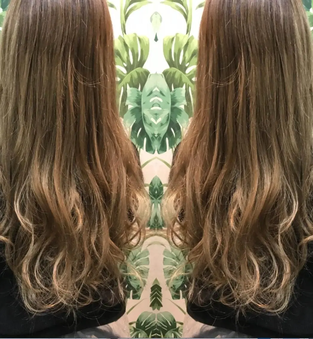 ロング カラー パーマ ヘアアレンジ 大阪レミーエクステ チビ編み込みのヘアスタイル