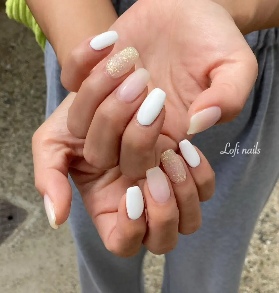セミロング ネイル ホワイト Lofi nails ゆきこのネイルデザイン