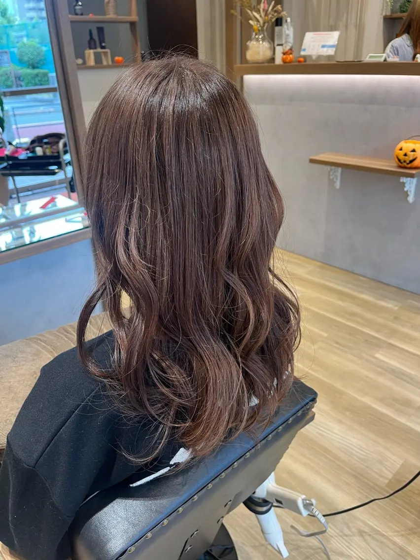 ロング カット ヘアカラー 樋口 莉奈のヘアスタイル