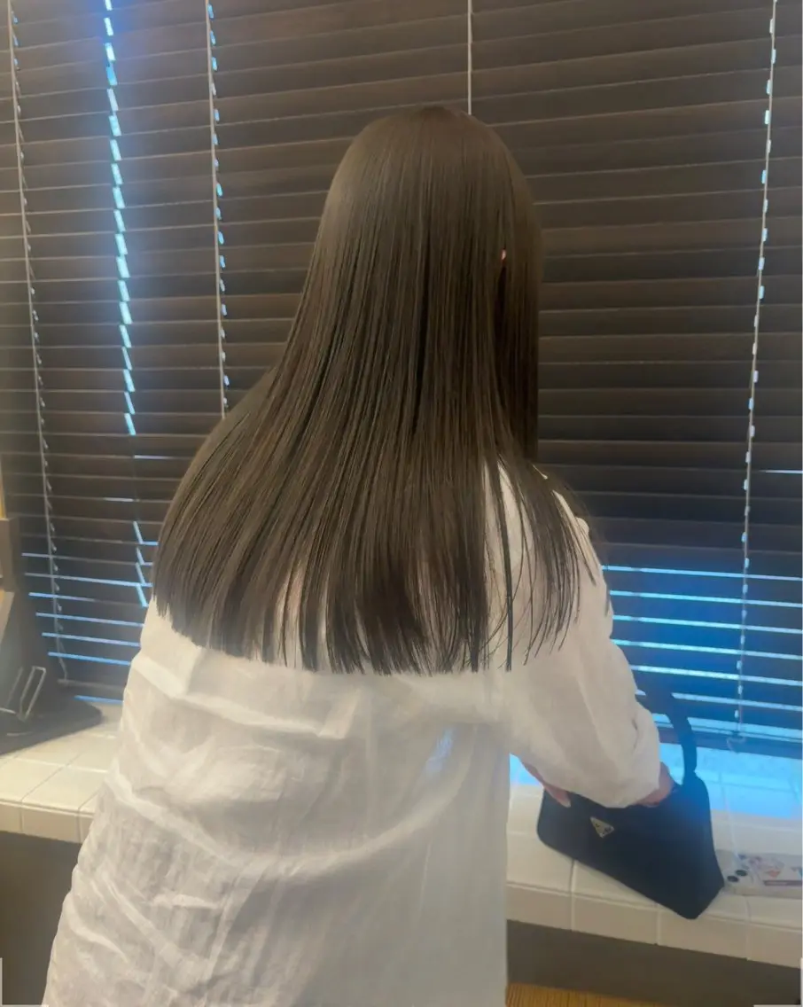 ロング カラー ベージュカラー オリーブベージュ 🪐ナチュラルモード ヘア🪐honokaのヘアスタイル