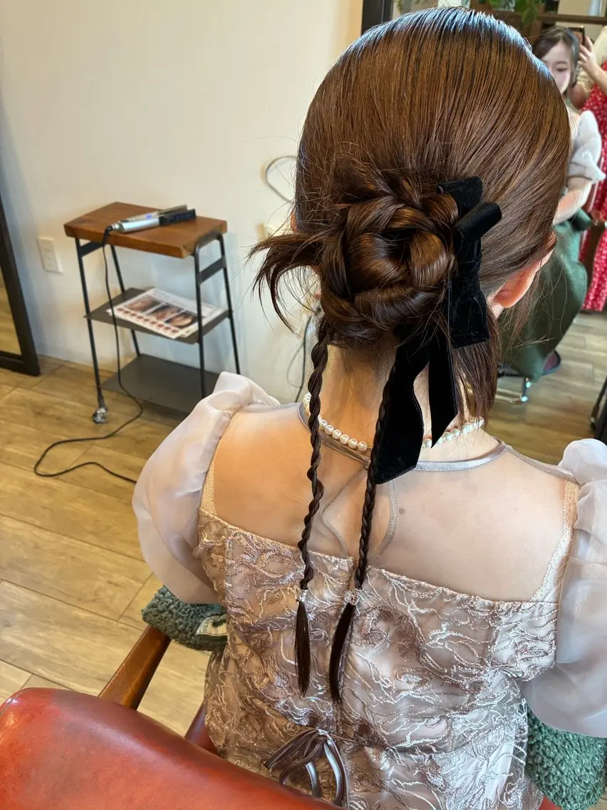 プチアレンジ😊¥1500でできます。ラフなアレンジ😊ちょっとお出かけ前にもオススメ😊の写真