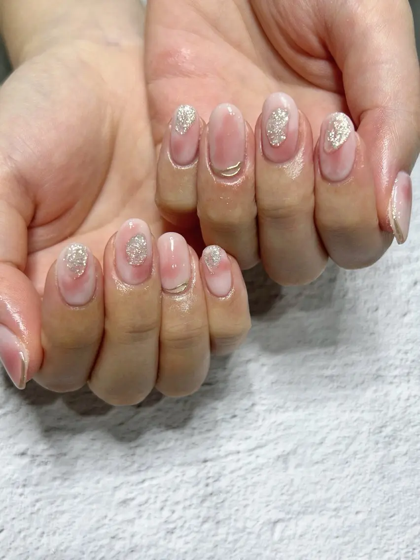 ネイル ニュアンスネイル ぷっくりネイル 内山 はなのネイルデザイン