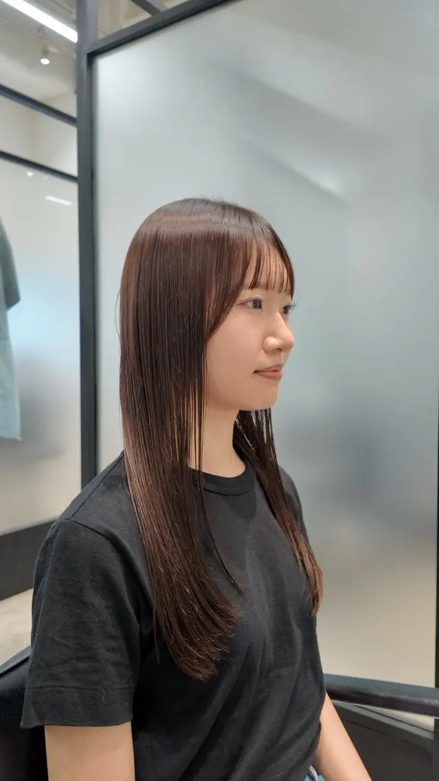 セミロング カラー カット ヘアカラー 縮毛矯正 白髪ぼかしハイライト 脱白髪染めのヘアスタイル