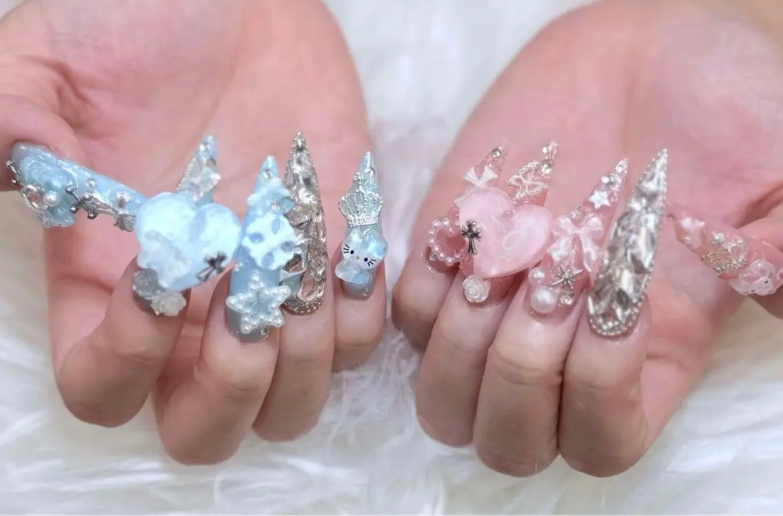 ネイル チークネイル 長さ出し フットネイル マグネットネイル 持ち込み ハンドネイル ANH NAIL ゴテゴテ専門店💎のネイルデザイン
