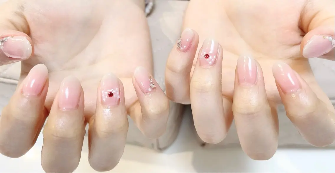 ネイル manis .のネイルデザイン