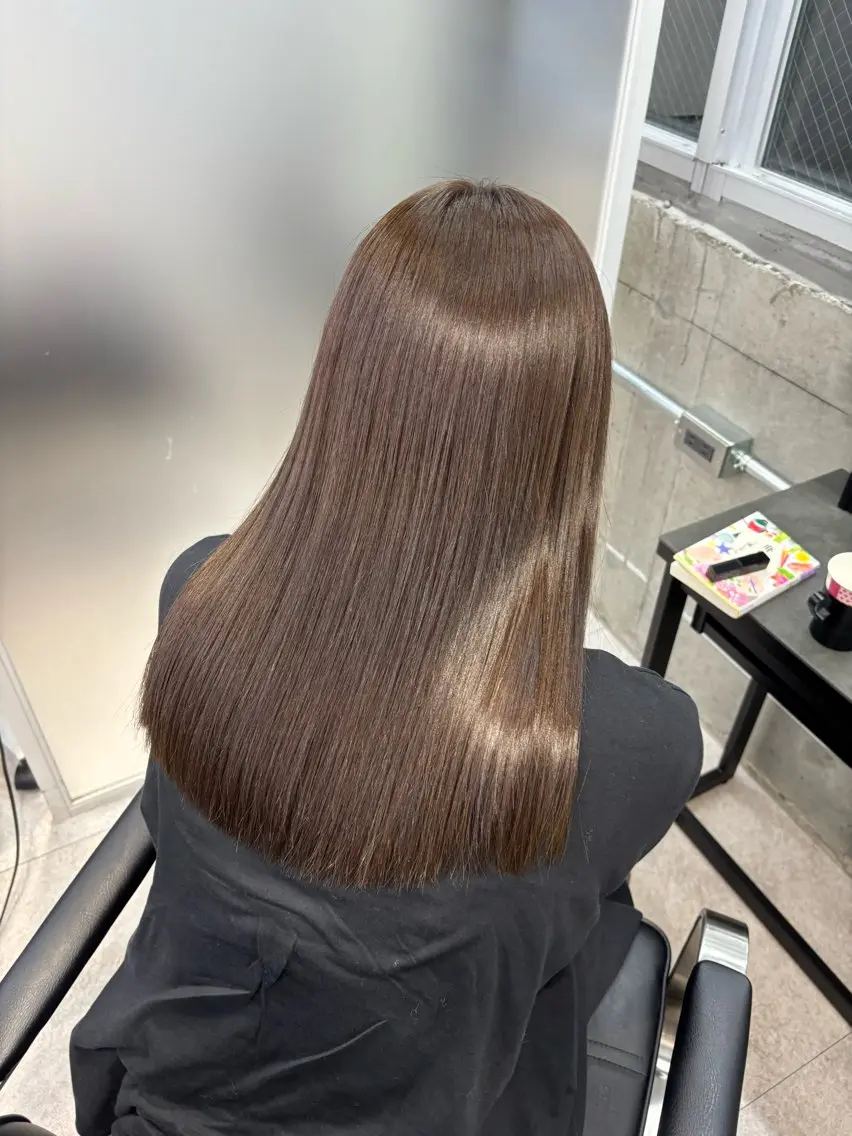 【透明感たっぷり🧊】カラー+Aujuaトリートメントの写真