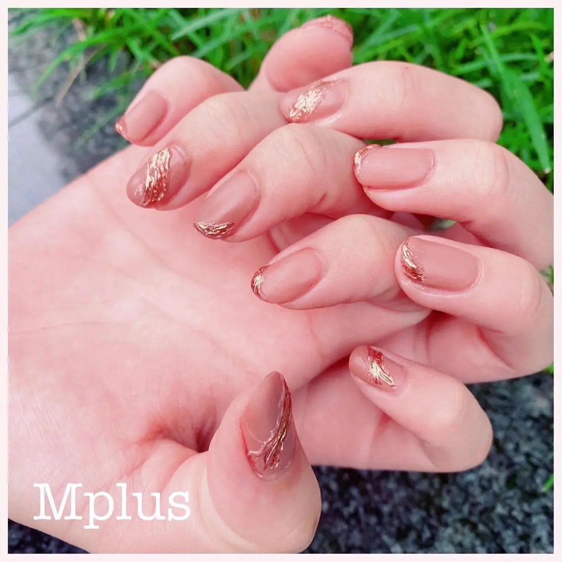 ネイル ブラウン マットネイル ミラーネイル ニュアンスネイル Mplus miyukiのネイルデザイン