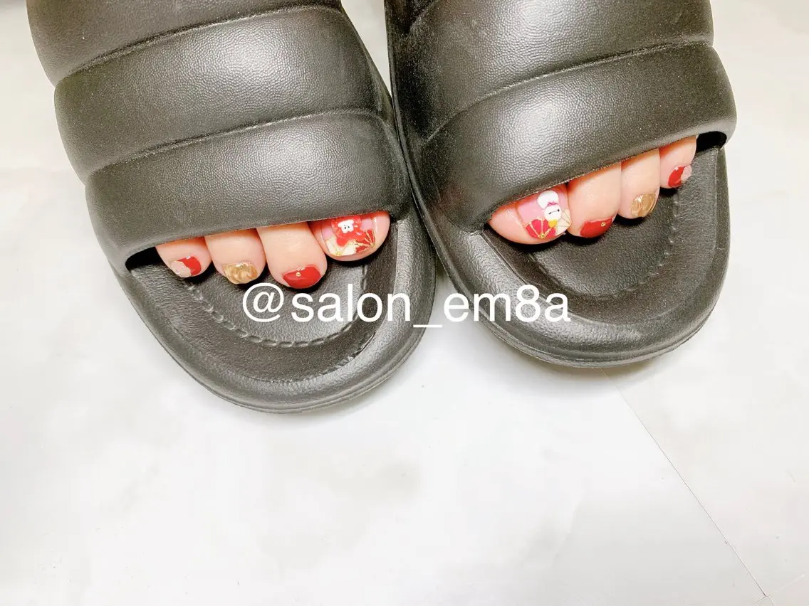 ネイル フットネイル ジェルネイル salon EM&A emiのネイルデザイン