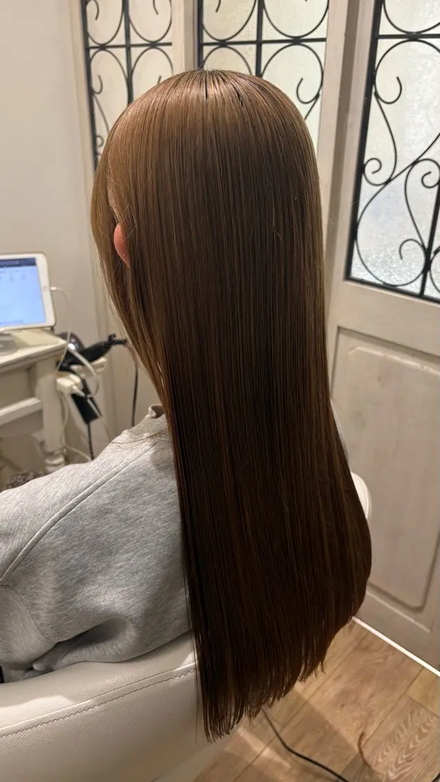 ロング カラー カット トリートメント 似合わせ 顔周りYUUGAのヘアスタイル